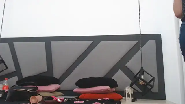 amanda ramirez online show from 8, 7, 2026