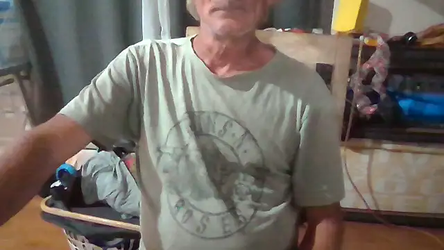 Lovyourpuss online show from 23, 2, 2026