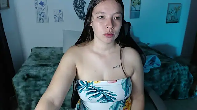 Snapshot of mariaana__222 chatting on 3, 6, 2026 mariaana 222 online show from 3, 6, 2026