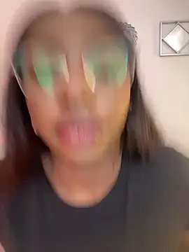 alissradiante1 online show from 1, 4, 2026