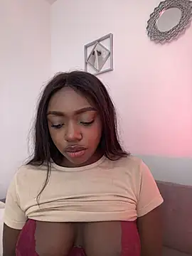 alissradiante1 online show from 16, 4, 2026