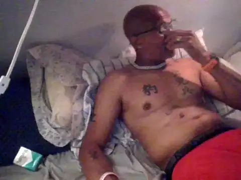 Snapshot of badboy2u2025 chatting on 3, 5, 2026 badboy2u2025 online show from 3, 5, 2026