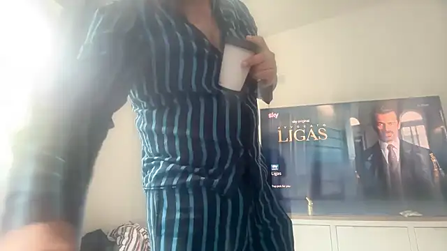 CloudyMuscleBeefy online show from 17, 4, 2026