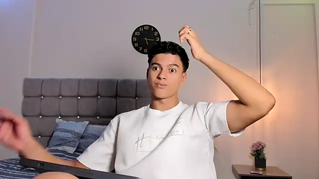 Santy Stump online show from 8, 1, 2026