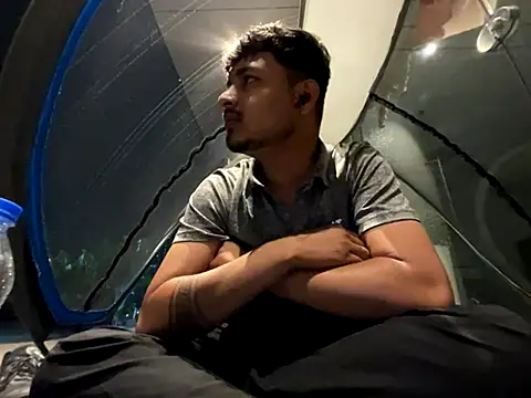 Snapshot of midnight_24 chatting on 25, 10, 2025 midnight 24 online show from 25, 10, 2025