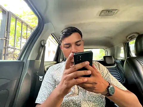 Snapshot of midnight_24 chatting on 14, 11, 2025 midnight 24 online show from 14, 11, 2025