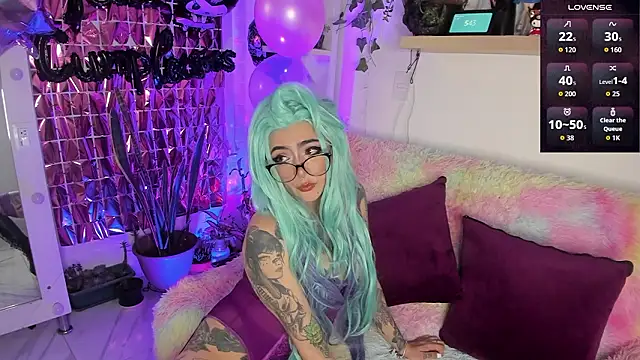 sarahminage  online show from 24, 2, 2026