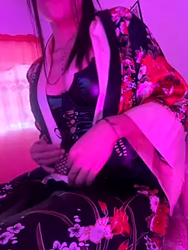 Snapshot of casieee_love chatting on 24, 10, 2025 casieee love online show from 24, 10, 2025