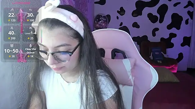 abbie jensen  online show from 22, 10, 2025