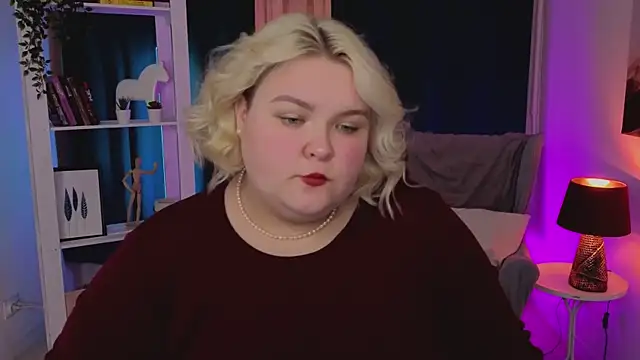 Snapshot of Ellabigbaby chatting on 28, 9, 2025 Ellabigbaby online show from 28, 9, 2025