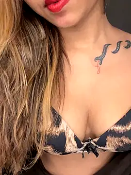 Scarlett 1819 online show from 29, 10, 2025