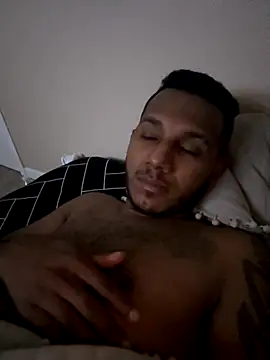 Snapshot of El_matatan_XD123 chatting on 25, 11, 2025 El matatan XD123 online show from 25, 11, 2025