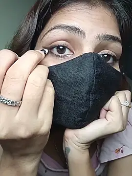 Isha Sax online show from 9, 11, 2025