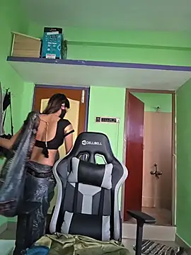 Isha Sax online show from 27, 4, 2026