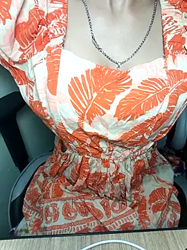 Isha Sax online show from 9, 9, 2025