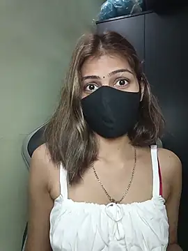 Isha Sax online show from 24, 11, 2025