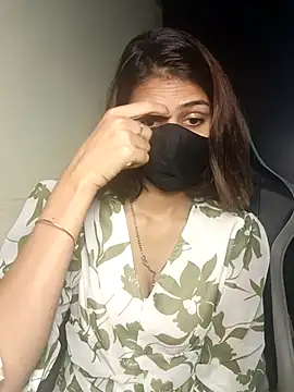 Isha Sax online show from 14, 10, 2025