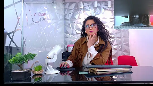 Dakota Rainbow22 online show from 17, 2, 2026