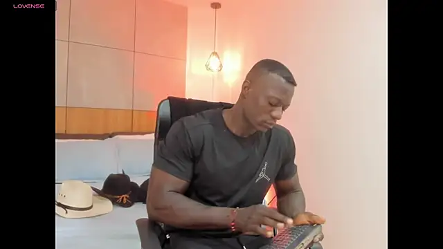 MarcusBlack  online show from 23, 4, 2026