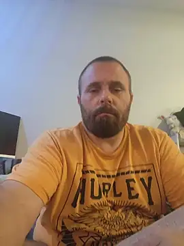 Snapshot of Thumper_ss chatting on 4, 7, 2026 Thumper ss online show from 4, 7, 2026