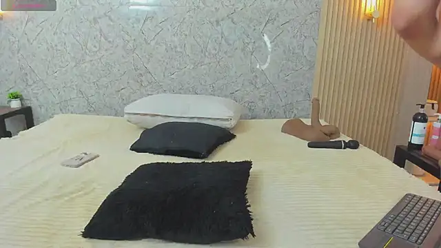 Antonella west online show from 20, 4, 2026