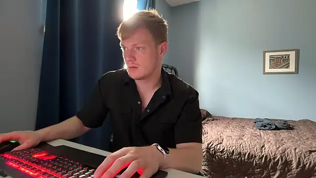 Snapshot of lustylyndon chatting on 10, 5, 2026 lustylyndon online show from 10, 5, 2026