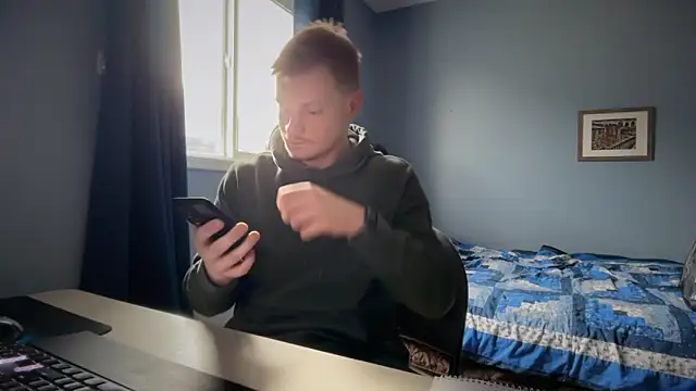 lustylyndon online show from 12, 4, 2026