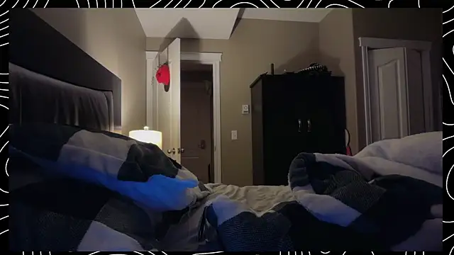 lustylyndon online show from 21, 12, 2025