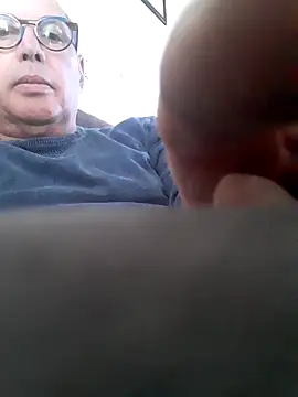 Vince072 online show from 7, 10, 2025