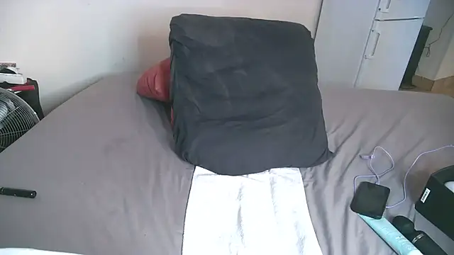 Violett3333 online show from 24, 10, 2025