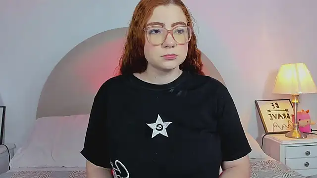 Snapshot of lizy_portman chatting on 10, 10, 2025 lizy portman online show from 10, 10, 2025