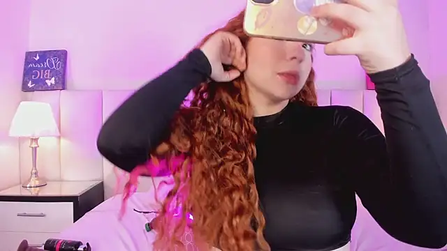 Snapshot of lizy_portman chatting on 24, 11, 2025 lizy portman online show from 24, 11, 2025