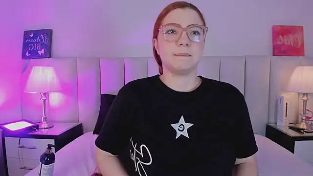 Snapshot of lizy_portman chatting on 30, 10, 2025 lizy portman online show from 30, 10, 2025