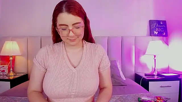 Snapshot of lizy_portman chatting on 25, 9, 2025 lizy portman online show from 25, 9, 2025