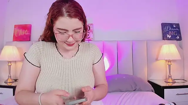 Snapshot of lizy_portman chatting on 4, 10, 2025 lizy portman online show from 4, 10, 2025