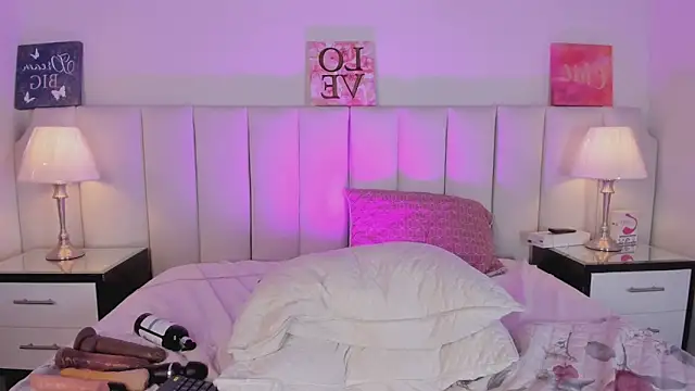 Snapshot of lizy_portman chatting on 9, 11, 2025 lizy portman online show from 9, 11, 2025