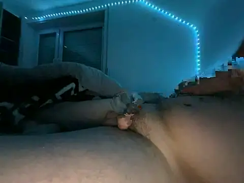 Snapshot of Me97 chatting on 3, 11, 2025 Me97 online show from 3, 11, 2025