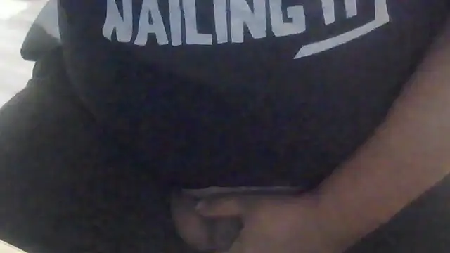 Snapshot of latexsub75 chatting on 12, 1, 2026 latexsub75 online show from 12, 1, 2026