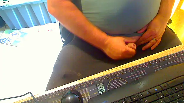 Snapshot of latexsub75 chatting on 27, 2, 2026 latexsub75 online show from 27, 2, 2026