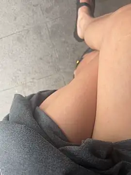 xiaoyuan01 online show from 15, 10, 2025