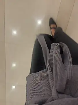 xiaoyuan01 online show from 19, 10, 2025