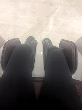 xiaoyuan01 online show from 22, 12, 2025