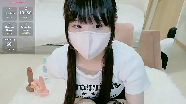 Snapshot of im_hina chatting on 2, 10, 2025 im hina online show from 2, 10, 2025