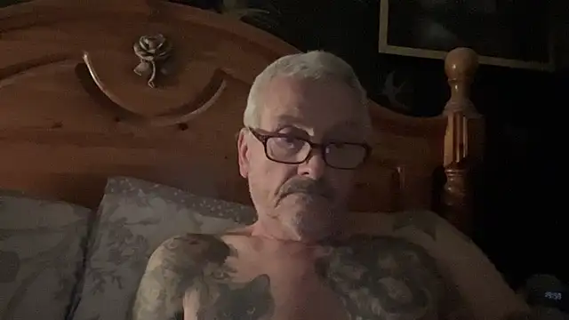 Snapshot of poggles chatting on 16, 3, 2026 poggles online show from 16, 3, 2026
