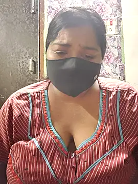 Liyaa 24 online show from 20, 4, 2026