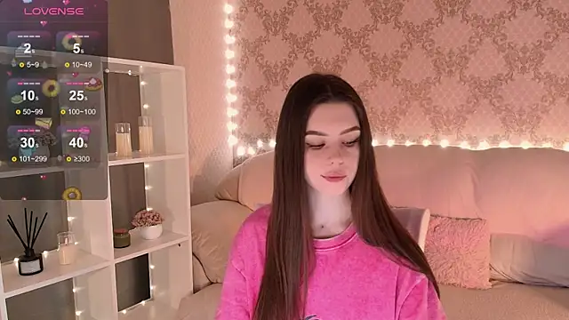 Snapshot of HolyMiax chatting on 27, 4, 2026 HolyMiax online show from 27, 4, 2026