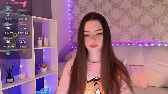Snapshot of HolyMiax chatting on 8, 5, 2026 HolyMiax online show from 8, 5, 2026