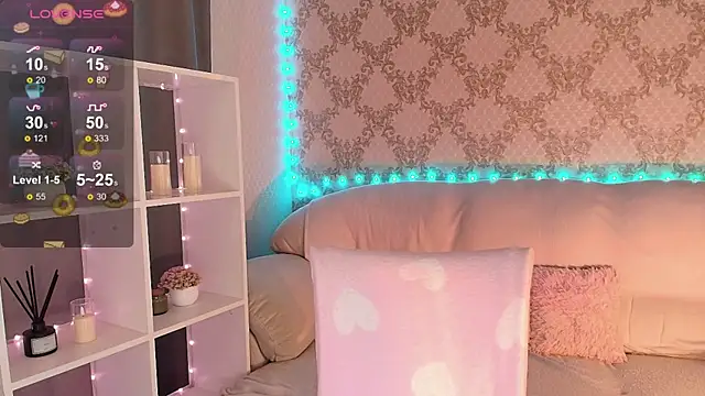Snapshot of HolyMiax chatting on 1, 6, 2026 HolyMiax online show from 1, 6, 2026