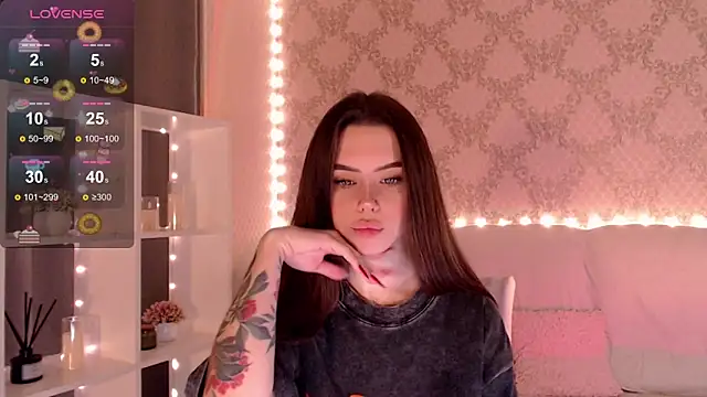 HolyMiax online show from 8, 11, 2025