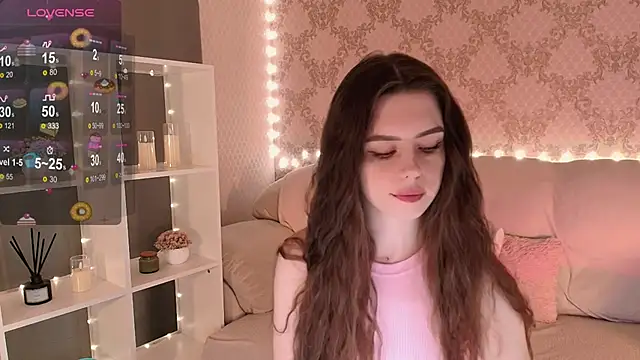 Snapshot of HolyMiax chatting on 30, 4, 2026 HolyMiax online show from 30, 4, 2026
